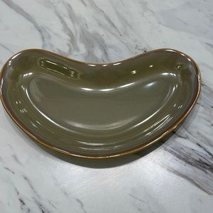 Homer Laughlin crescent plate